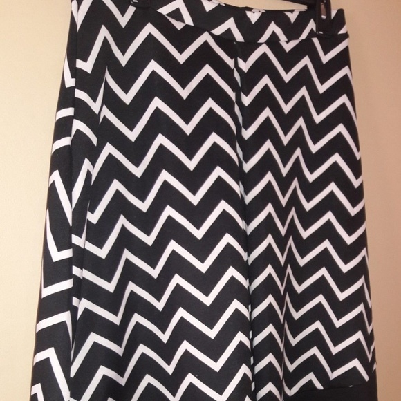 Ultra Teeze Women's Bodycon Spandex Skirt Sz L - Picture 3 of 8